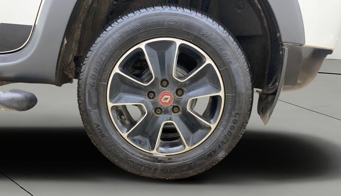 2018 Renault Duster RXS CVT, Petrol, Automatic, 30,921 km, Left Rear Wheel