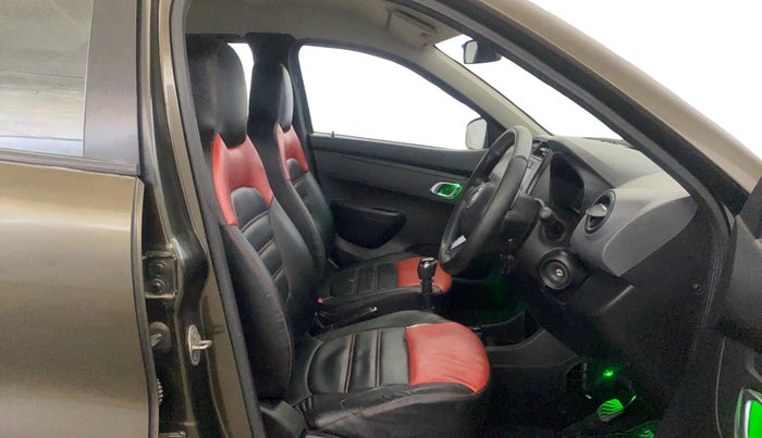 2019 Renault Kwid RXT 1.0 (O), Petrol, Manual, 31,523 km, Right Side Front Door Cabin