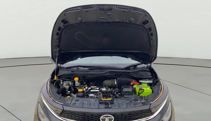 2021 Tata ALTROZ XZ PLUS PETROL DARK EDITION, Petrol, Manual, 29,120 km, Open Bonet