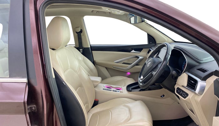 2021 MG HECTOR SHARP 1.5 DCT PETROL, Petrol, Automatic, 19,913 km, Right Side Front Door Cabin