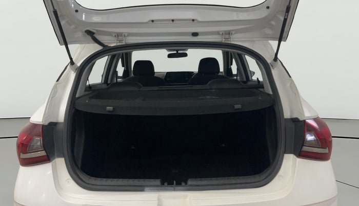 2022 Hyundai NEW I20 SPORTZ 1.2 MT, Petrol, Manual, 50,366 km, Boot Open Zoomed View
