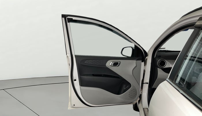 2023 Hyundai GRAND I10 NIOS SPORTZ 1.2 KAPPA VTVT, CNG, Manual, 14,226 km, LHS Front Door