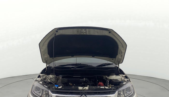 2022 Maruti Vitara Brezza LXI, Petrol, Manual, 28,462 km, Open Bonet