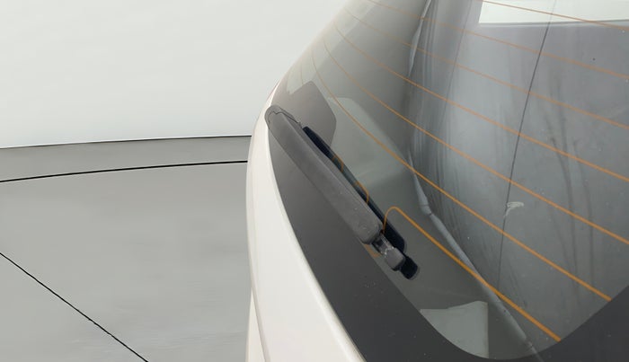 2016 Ford New Figo TITANIUM 1.5 PETROL AT, Petrol, Automatic, 51,020 km, Rear Wiper