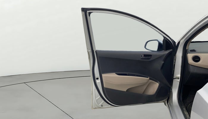 2017 Hyundai Grand i10 MAGNA 1.2 KAPPA VTVT, Petrol, Manual, 79,381 km, LHS Front Door