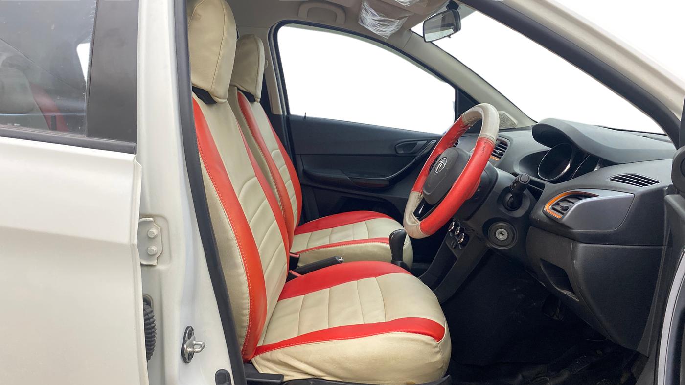 2019 Tata TIAGO NRG PETROL, Petrol, Manual, 57,522 km, Right Side Front Door Cabin