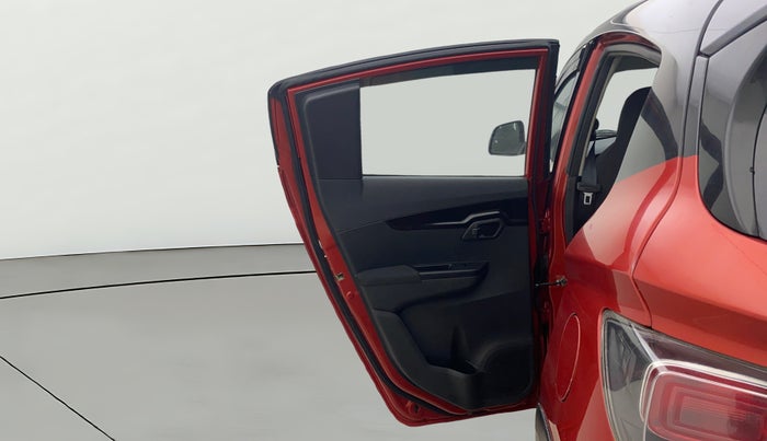 2018 Mahindra KUV 100 NXT K8 P 6 STR DUAL TONE, Petrol, Manual, 42,754 km, LHS Rear Door