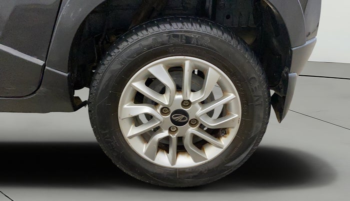 2017 Mahindra Kuv100 K6 PLUS 6 STR, Petrol, Manual, 43,431 km, Left Rear Wheel