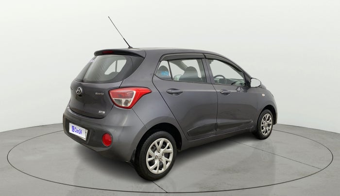 2017 Hyundai Grand i10 SPORTZ 1.2 KAPPA VTVT, Petrol, Manual, 51,849 km, Right Back Diagonal