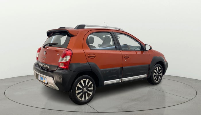 2015 Toyota Etios CROSS 1.2 G, Petrol, Manual, 44,711 km, Right Back Diagonal