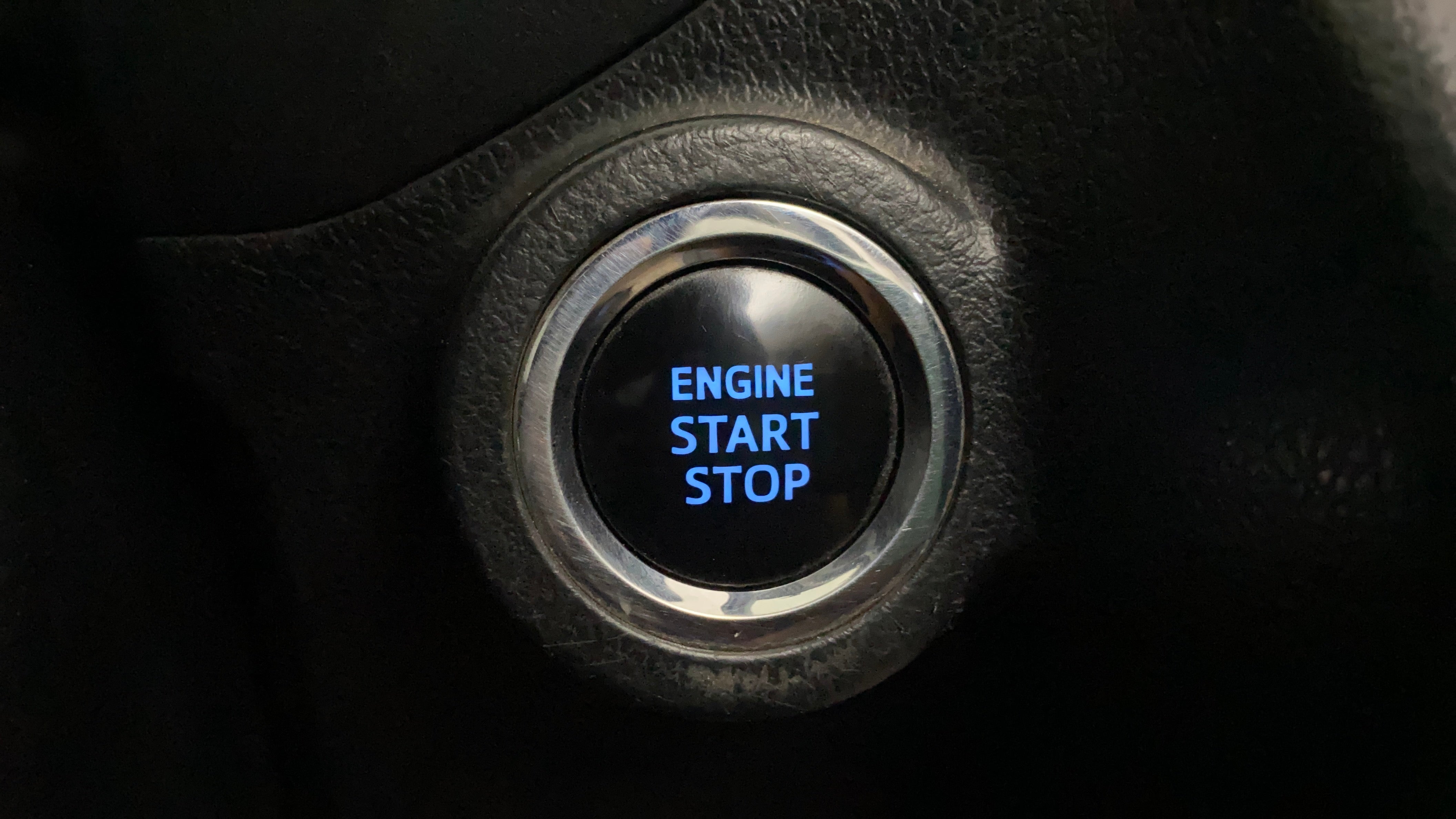 camera-Keyless-Start--Stop-Button-