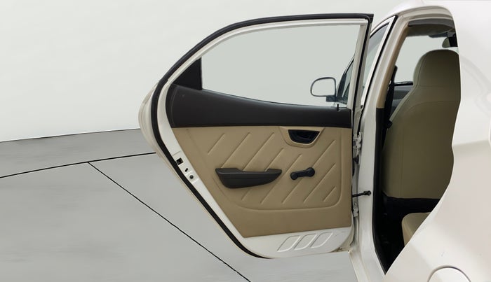 2018 Hyundai Eon MAGNA +, Petrol, Manual, 15,357 km, LHS Rear Door