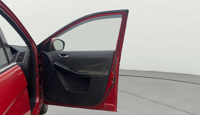 2014 Tata Bolt XT REVOTRON, Petrol, Manual, 26,122 km, RHS Front Door