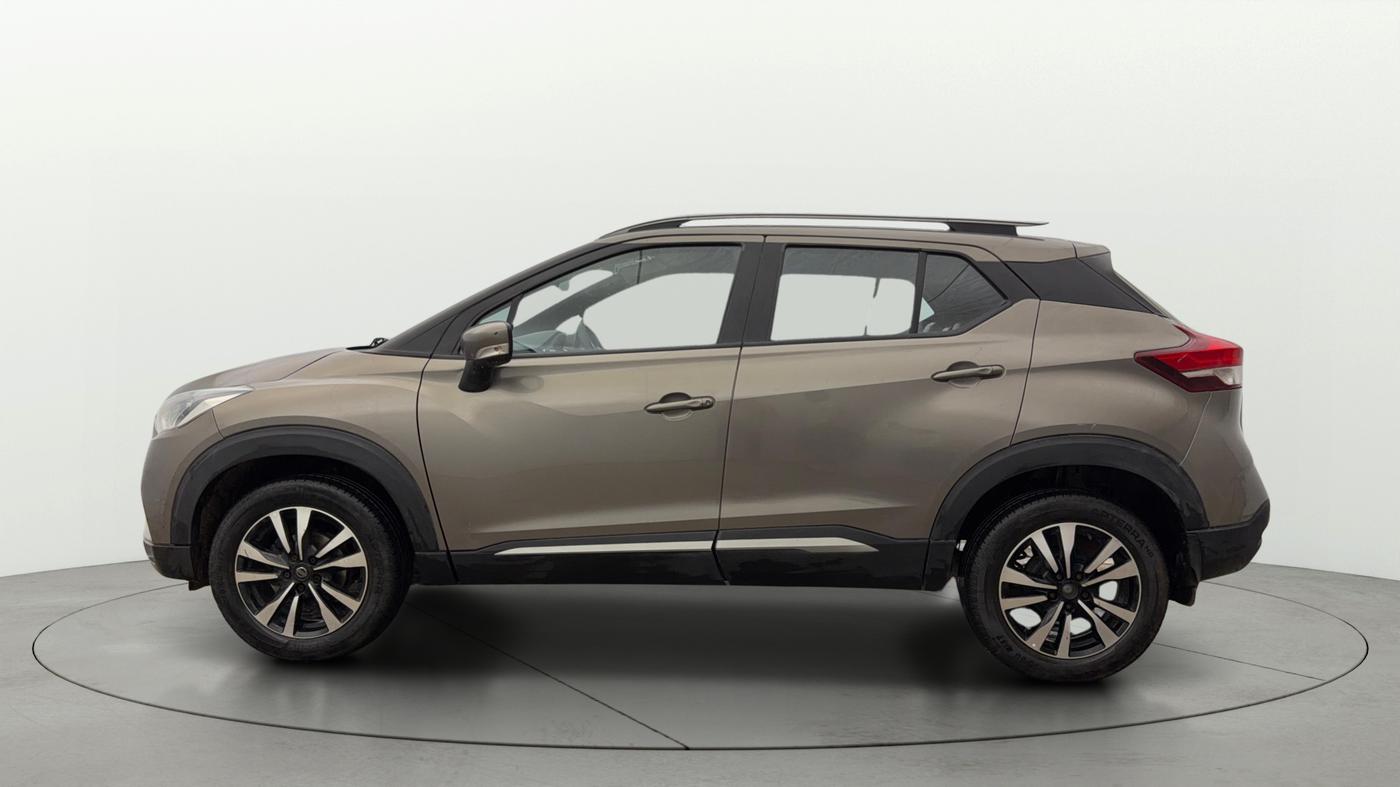 2021 Nissan Kicks XV 1.5, Petrol, Manual, 29,227 km, Left Side