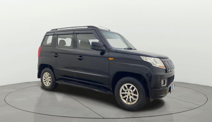 2016 Mahindra TUV300 T8, Diesel, Manual, 82,126 km, Right Front Diagonal