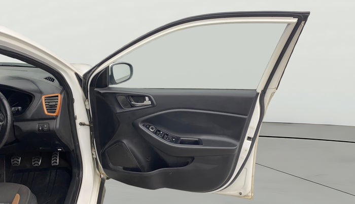 2016 Hyundai i20 Active 1.4 SX, Diesel, Manual, 65,470 km, RHS Front Door