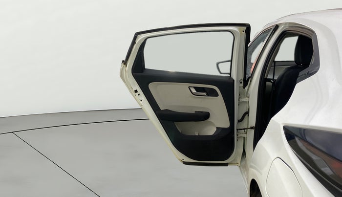 2023 Tata ALTROZ XZ PLUS O SUNROOF CNG, CNG, Manual, 32,268 km, LHS Rear Door