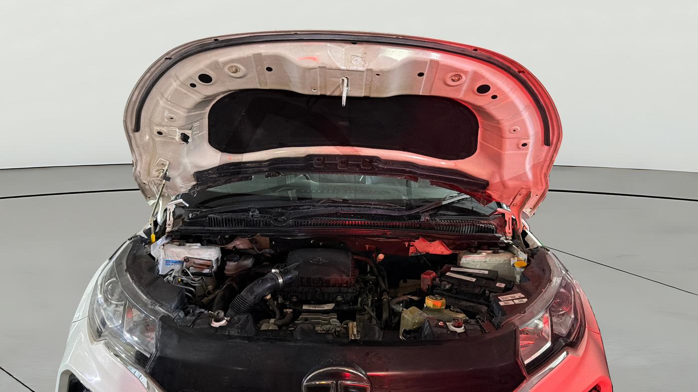 2023 Tata NEXON XE PETROL, Petrol, Manual, 53,843 km, Open Bonet