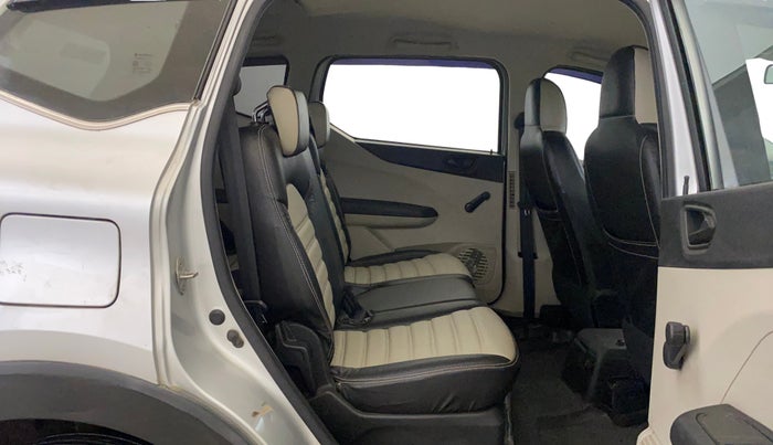 2019 Renault TRIBER RXL MT, Petrol, Manual, 55,622 km, Right Side Rear Door Cabin