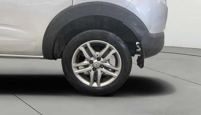 2020 Renault TRIBER RXZ, Petrol, Manual, 42,188 km, Left Rear Wheel