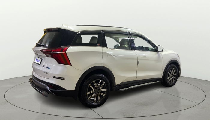 2021 Mahindra XUV700 AX 7 LUXURY P AT 7 STR, Petrol, Automatic, 59,814 km, Right Back Diagonal