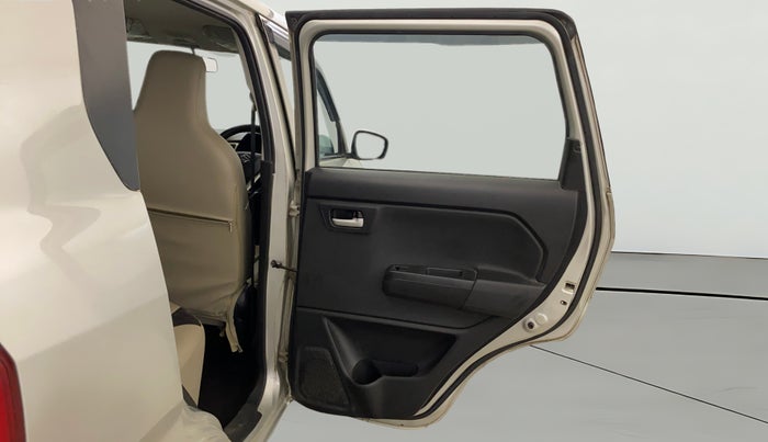 2021 Maruti New Wagon-R VXI 1.0, Petrol, Manual, 33,232 km, RHS Rear Door