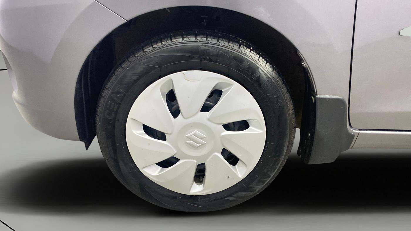 2015 Maruti Celerio ZXI, CNG, Manual, 43,476 km, Left Front Wheel