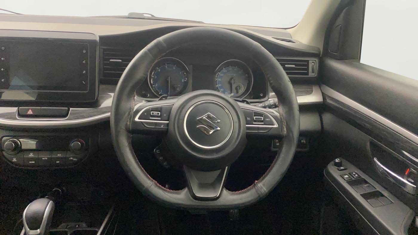 2022 Maruti XL6 ALPHA AT, Petrol, Automatic, 63,393 km, Steering Wheel Close Up