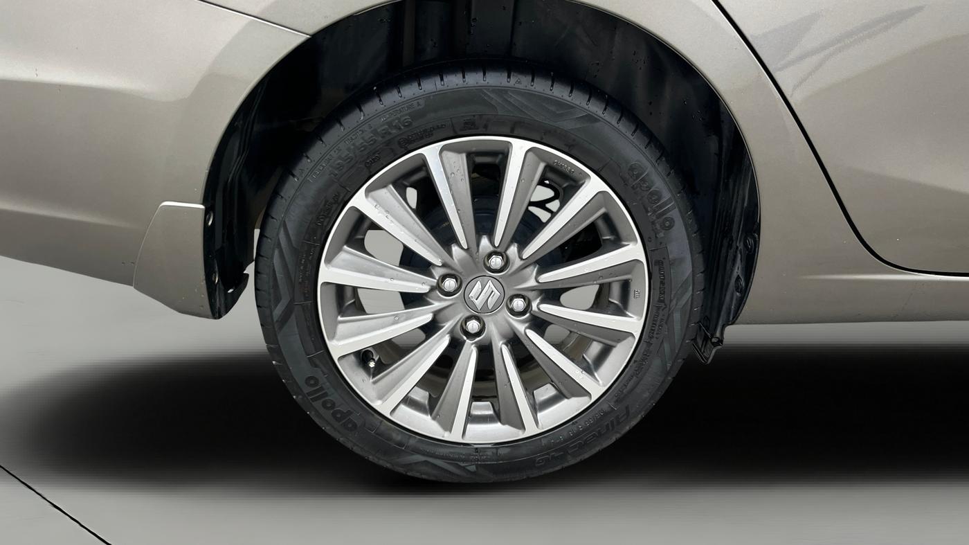 2020 Maruti Ciaz ALPHA 1.5 SHVS PETROL, Petrol, Manual, 34,489 km, Right Rear Wheel