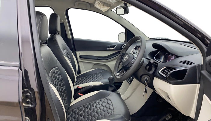 2023 Tata Tiago XZ PLUS CNG, CNG, Manual, 35,408 km, Right Side Front Door Cabin