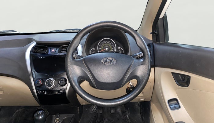 2013 Hyundai Eon MAGNA +, Petrol, Manual, 73,242 km, Steering Wheel Close Up