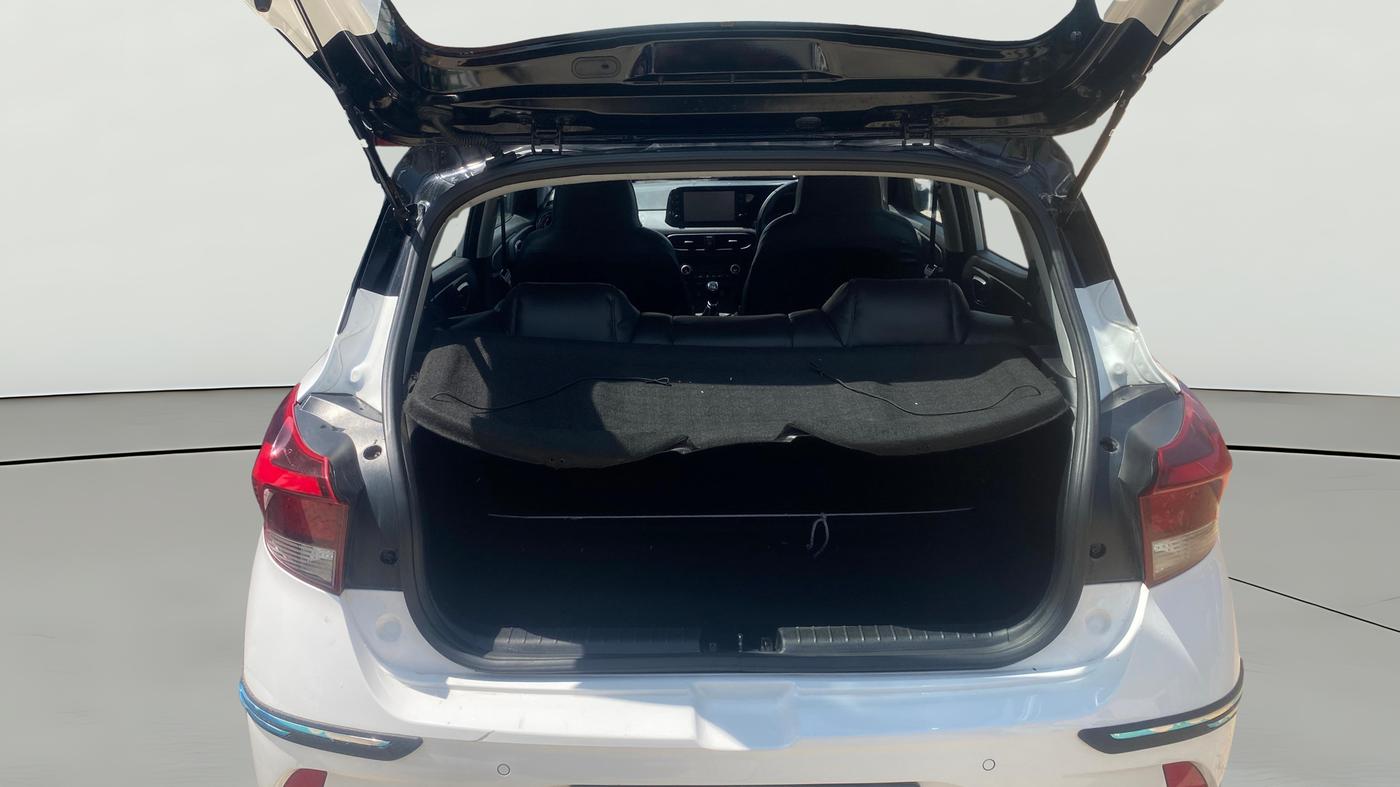 2023 Hyundai GRAND I10 NIOS SPORTZ 1.2 KAPPA VTVT DUAL TONE, Petrol, Manual, 24,438 km, Boot Open Zoomed View