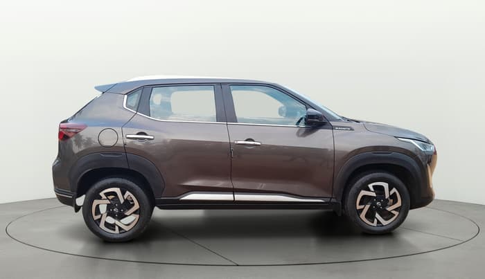2024 Nissan MAGNITE XV PREMIUM TURBO CVT, Petrol, Automatic, 5,310 km, Right Side View