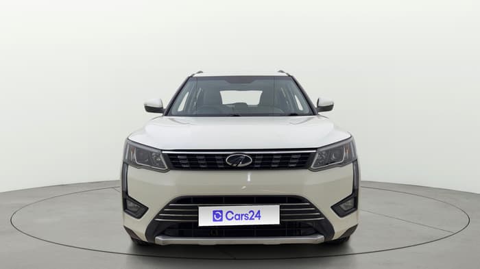 2021 Mahindra XUV300 W8 (O) 1.2 PETROL, Petrol, Manual, 80,600 km, Front