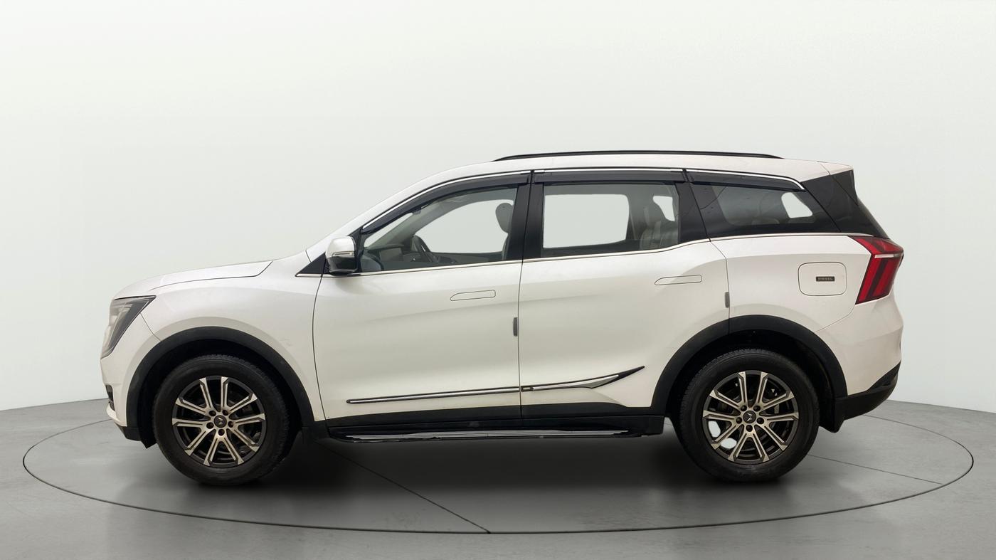 2023 Mahindra XUV700 AX 7 D MT 7 STR, Diesel, Manual, 47,113 km, Left Side
