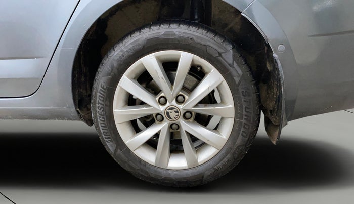 2018 Skoda Octavia L&K 1.8 TSI AT, Petrol, Automatic, 57,765 km, Left Rear Wheel