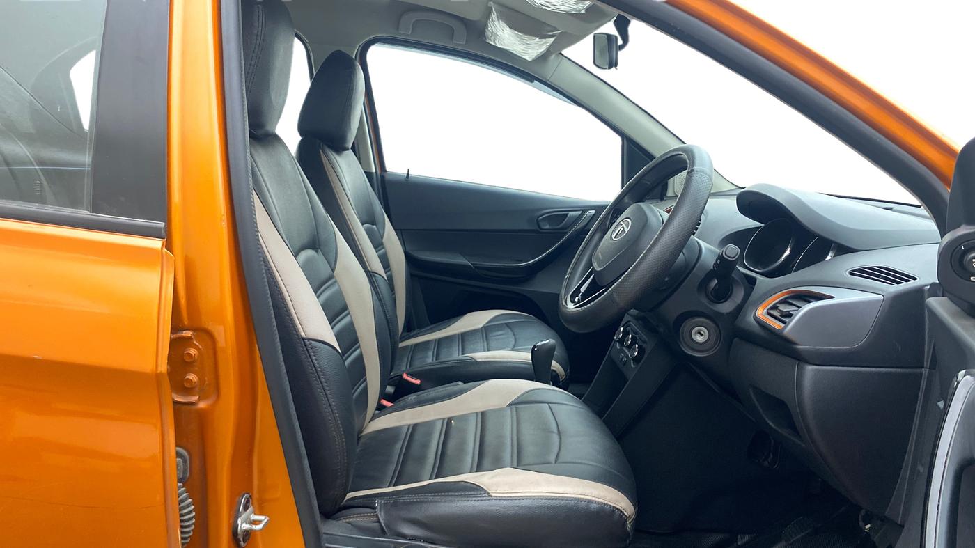 2019 Tata TIAGO NRG PETROL, Petrol, Manual, 47,886 km, Right Side Front Door Cabin