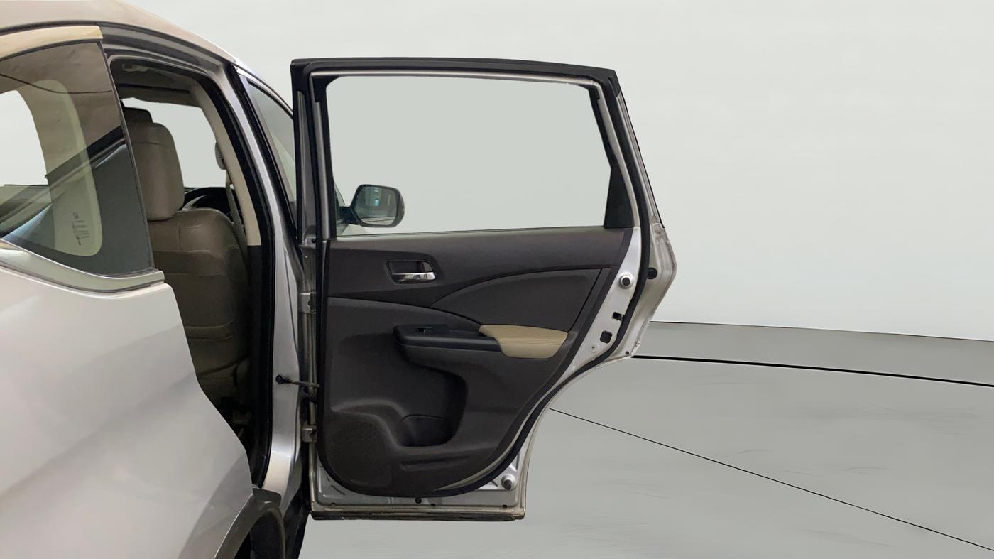 2015 Honda CRV 2.4 AWD AT, Petrol, Automatic, 1,00,255 km, RHS Rear Door