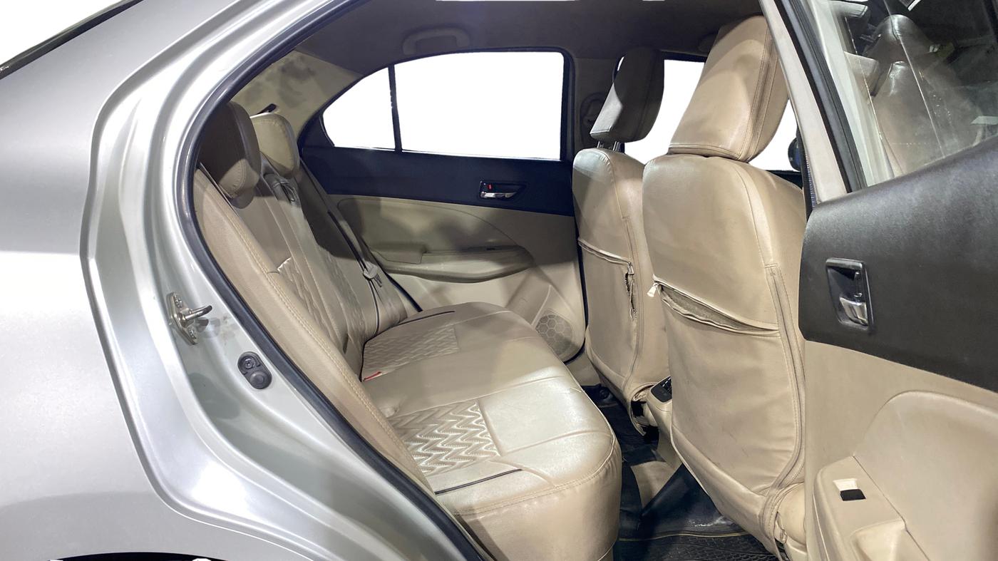 2019 Maruti Dzire VXI, Petrol, Manual, 84,400 km, Right Side Rear Door Cabin