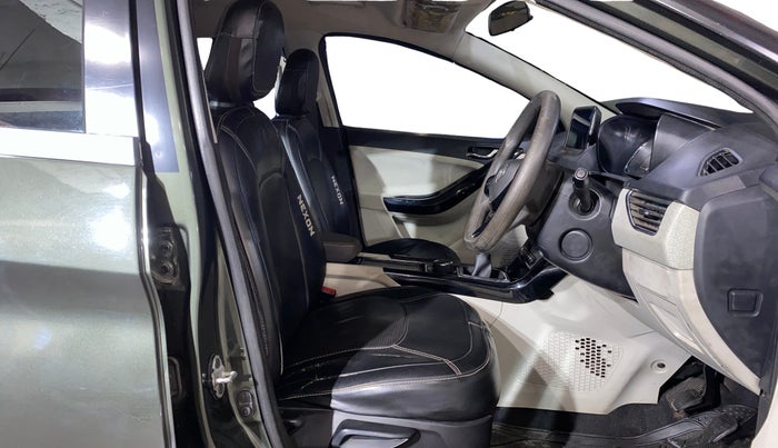 2022 Tata NEXON XZ PLUS PETROL, Petrol, Manual, 86,816 km, Right Side Front Door Cabin