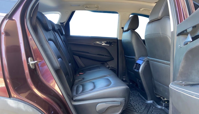 2020 MG HECTOR SHARP 1.5 DCT PETROL, Petrol, Automatic, 86,834 km, Right Side Rear Door Cabin