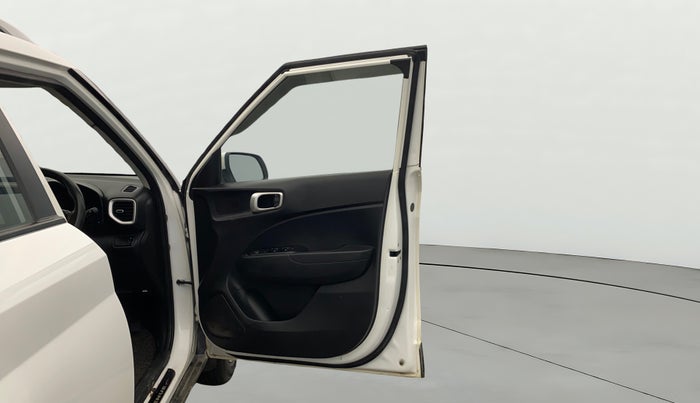 2021 Hyundai VENUE S 1.2, Petrol, Manual, 1,12,675 km, RHS Front Door