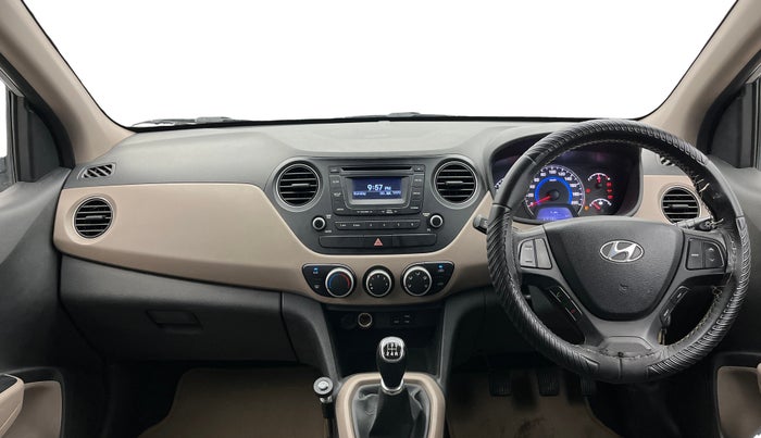 2016 Hyundai Grand i10 SPORTZ 1.2 KAPPA VTVT, Petrol, Manual, 67,082 km, Dashboard