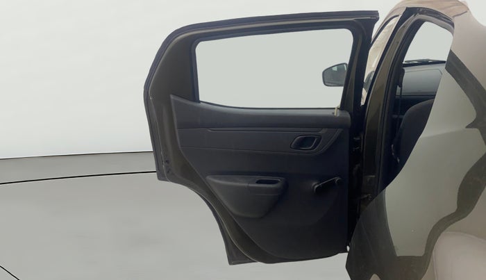 2016 Renault Kwid RXT 1.0, Petrol, Manual, 77,830 km, LHS Rear Door