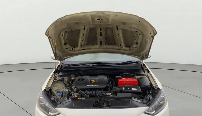 2016 Hyundai New Elantra 2.0 SX(O) AT PETROL, Petrol, Automatic, 1,01,757 km, Open Bonet