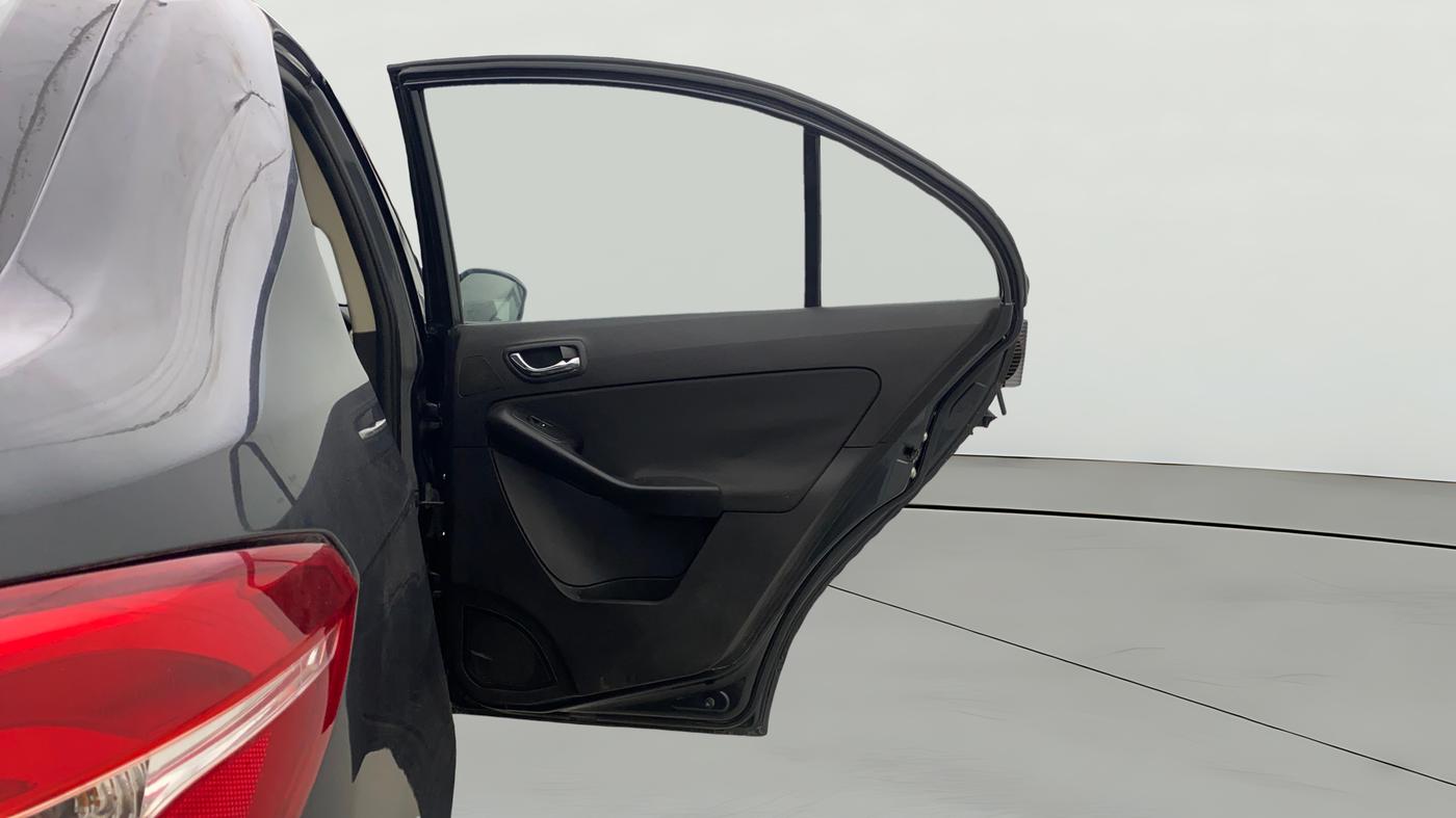 2015 Tata Zest XTA F-TRONIC DIESEL, Diesel, Automatic, 1,08,741 km, RHS Rear Door