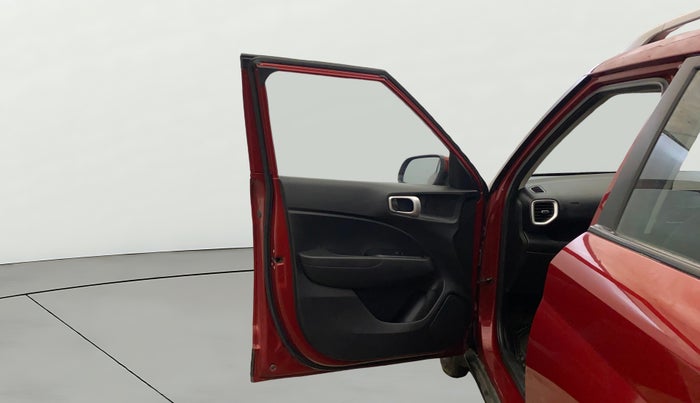 2019 Hyundai VENUE S 1.2, Petrol, Manual, 46,131 km, LHS Front Door