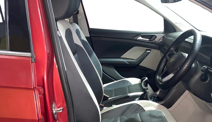 2022 Volkswagen TAIGUN TOPLINE 1.0 TSI MT, Petrol, Manual, 39,605 km, Right Side Front Door Cabin