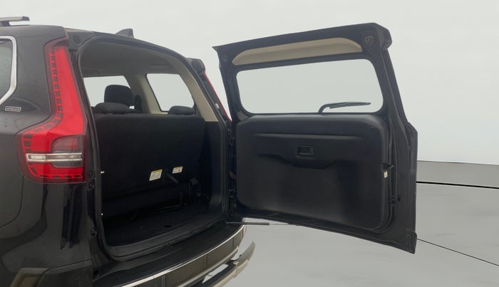 2023 Mahindra SCORPIO-N Z6 DIESEL MT 2WD 7 STR, Diesel, Manual, 75,690 km, Boot Door Open