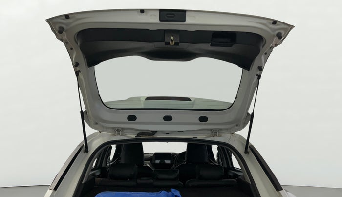 2024 Maruti FRONX SIGMA 1.2 MT, Petrol, Manual, 30,136 km, Boot Door Open